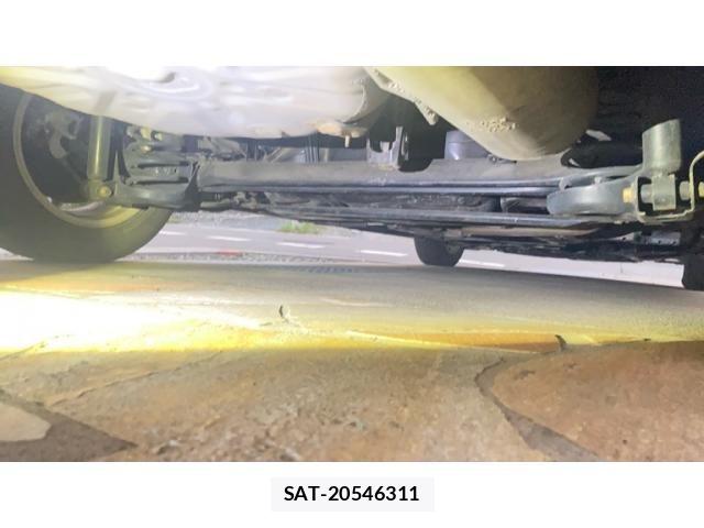 Toyota PRIUS 2011-07 8101353-28
