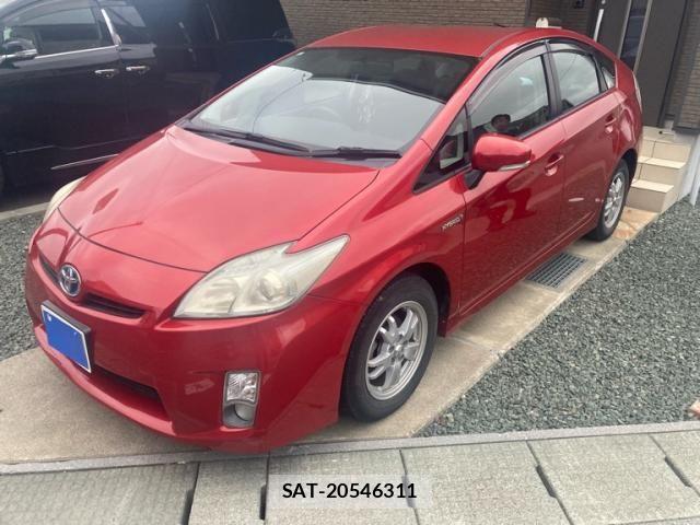 Toyota PRIUS 2011-07 8101353-3