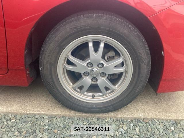 Toyota PRIUS 2011-07 8101353-4