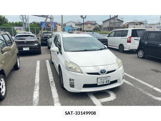 Toyota PRIUS 2011-06 8101308-0