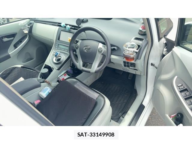 Toyota PRIUS 2011-06 8101308-10