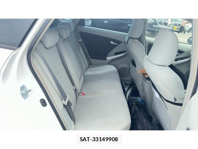 Toyota PRIUS 2011-06 8101308-14