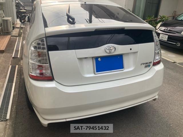 Toyota PRIUS 2008-04 8101314-1