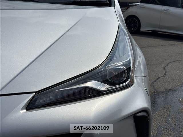 Toyota PRIUS 2019-06 8101277-23