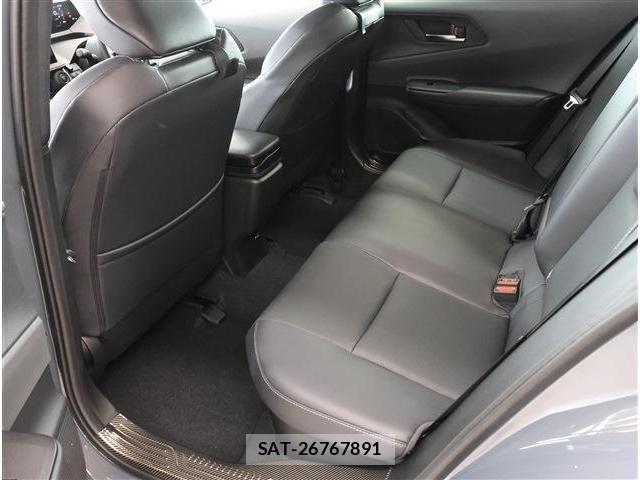 Toyota PRIUS 2024-12 8101240-18
