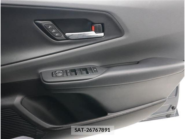 Toyota PRIUS 2024-12 8101240-6