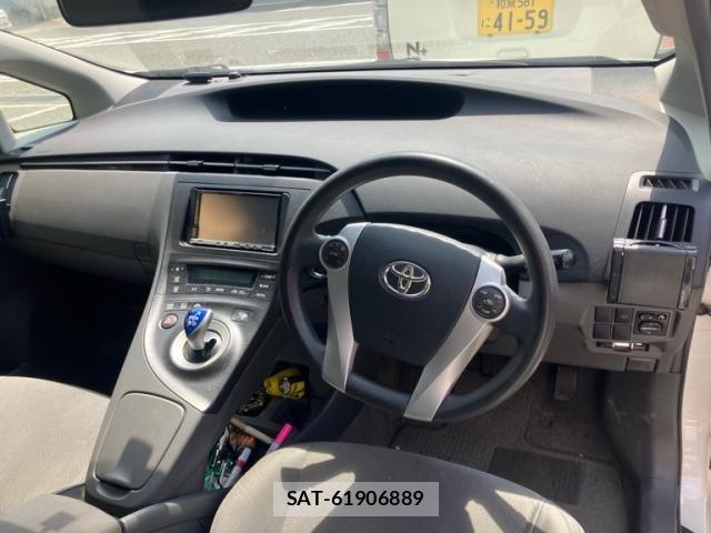 Toyota PRIUS 2010-03 8101331-15