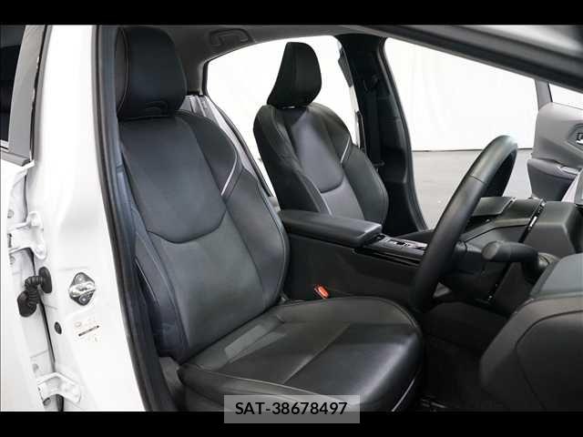 Toyota PRIUS 2023-11 8101234-16