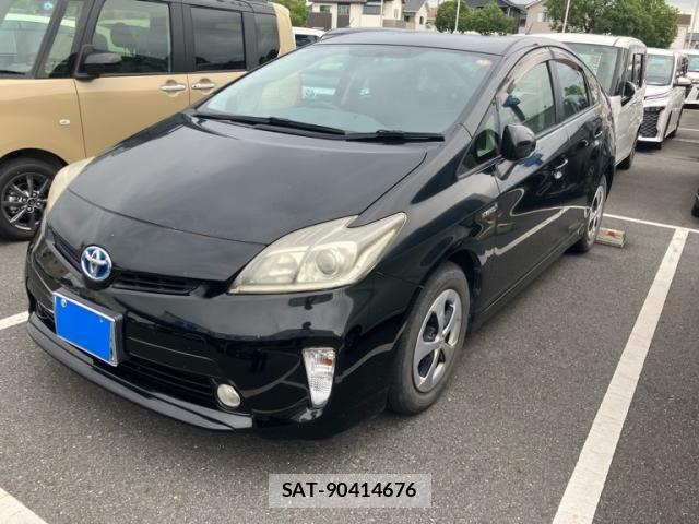 Toyota PRIUS 2012-10 8101337-1