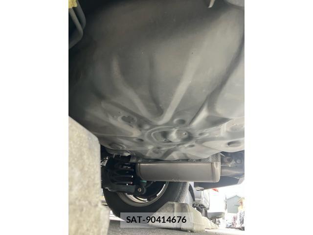 Toyota PRIUS 2012-10 8101337-8