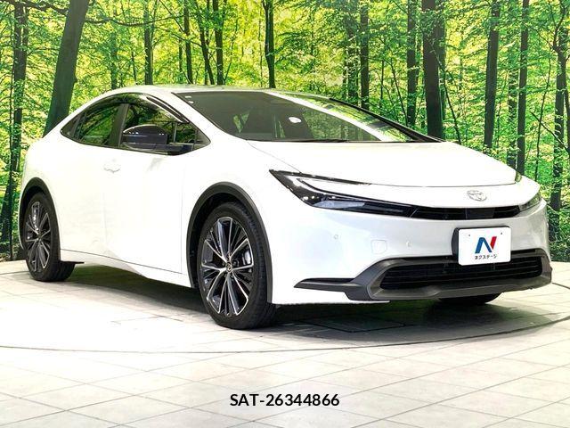 Toyota PRIUS 2023-11 8101254-15