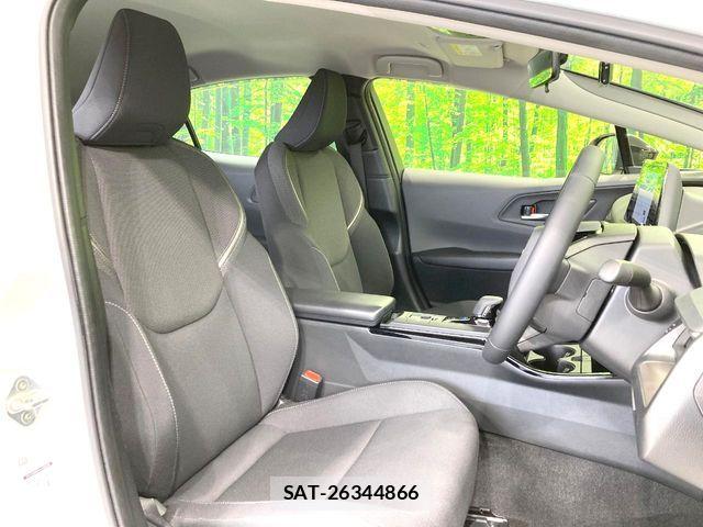 Toyota PRIUS 2023-11 8101254-8
