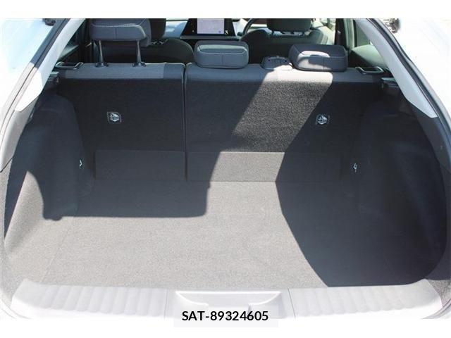 Toyota PRIUS 2023-05 8101252-16