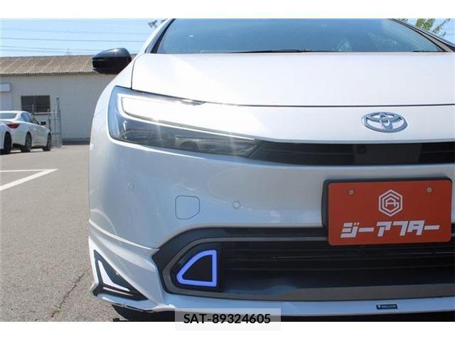 Toyota PRIUS 2023-05 8101252-28