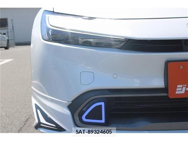 Toyota PRIUS 2023-05 8101252-29