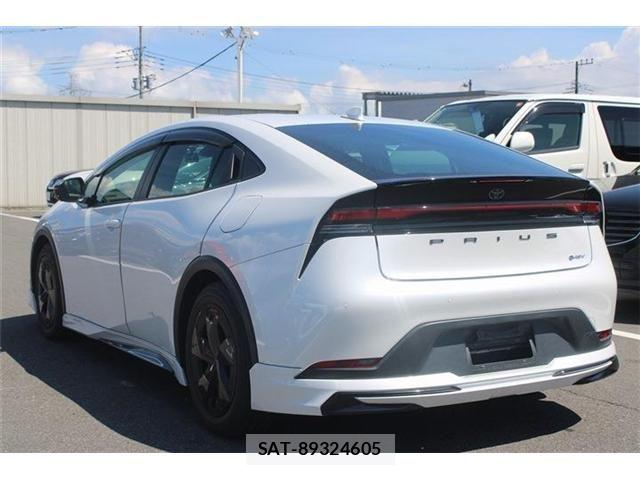 Toyota PRIUS 2023-05 8101252-8