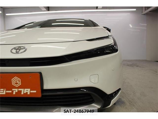 Toyota PRIUS 2023-07 8101253-13