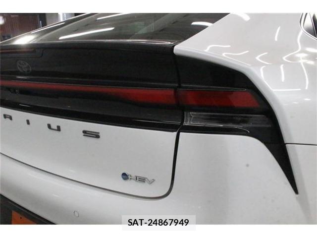 Toyota PRIUS 2023-07 8101253-18