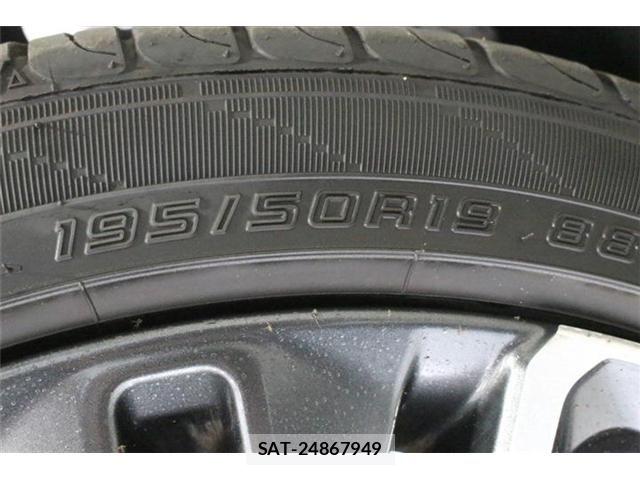 Toyota PRIUS 2023-07 8101253-21