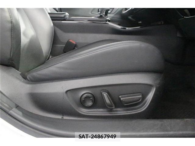 Toyota PRIUS 2023-07 8101253-27