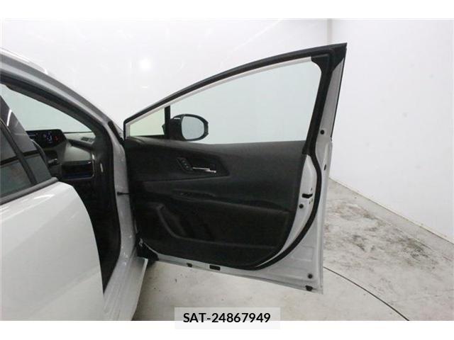 Toyota PRIUS 2023-07 8101253-29