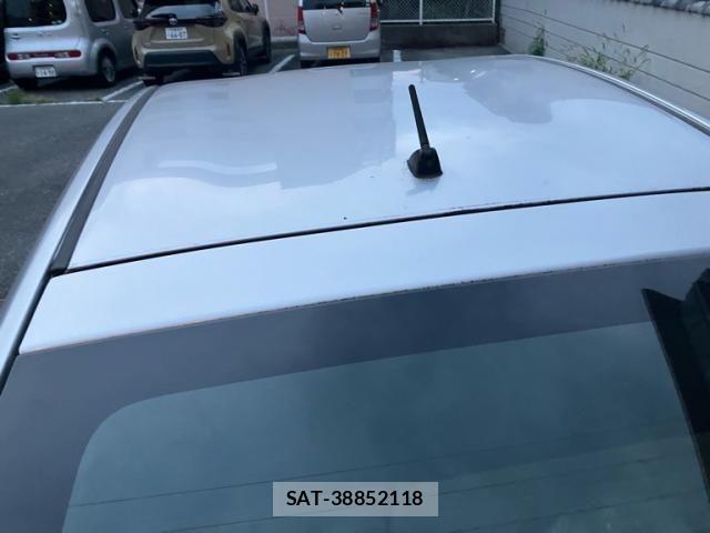 Toyota PRIUS 2012-05 8101326-5