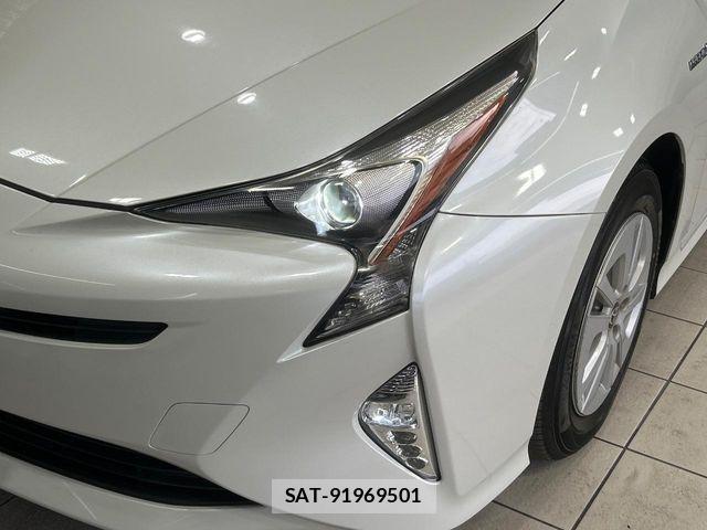 Toyota PRIUS 2016-04 8101279-9