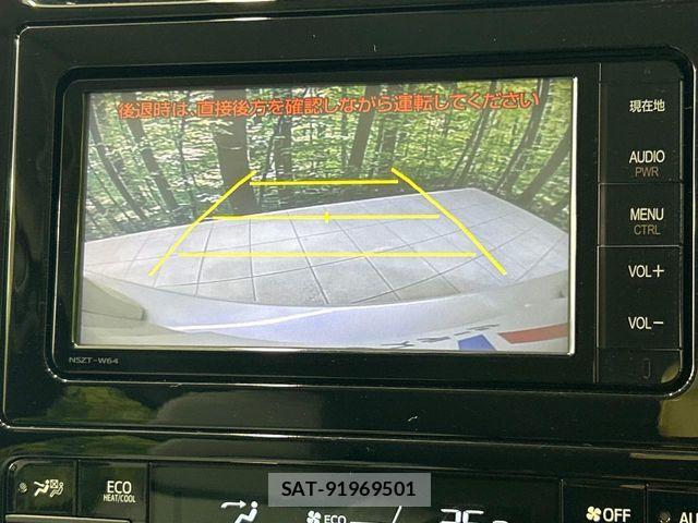 Toyota PRIUS 2016-04 8101279-3
