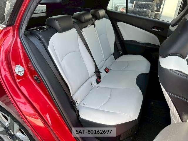 Toyota PRIUS 2015-12 8101282-10