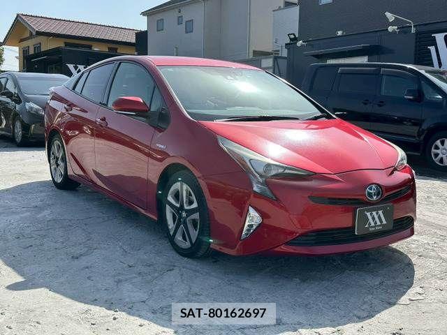 Toyota PRIUS 2015-12 8101282-3