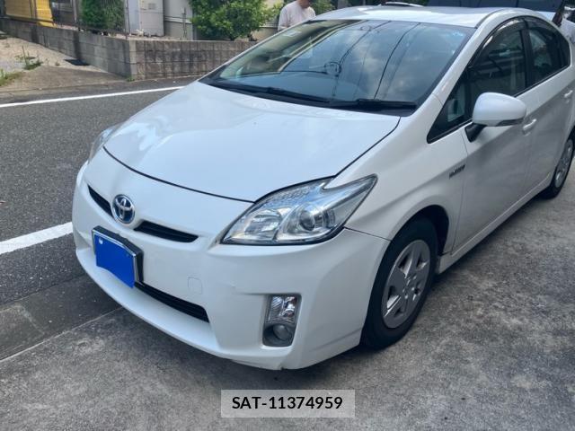 Toyota PRIUS 2010-11 8101325-0