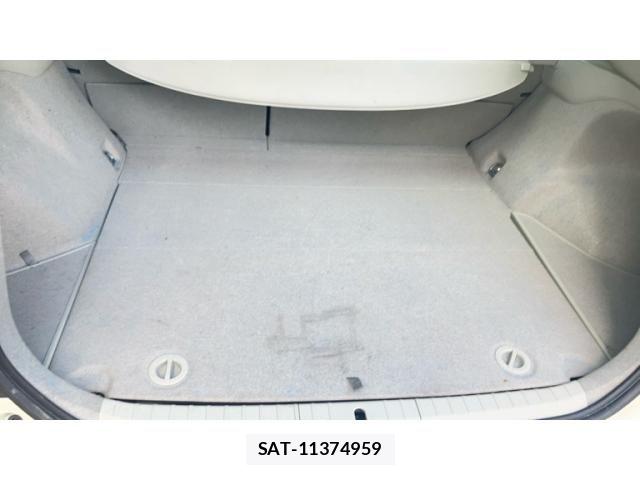 Toyota PRIUS 2010-11 8101325-19