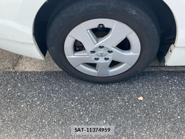 Toyota PRIUS 2010-11 8101325-5
