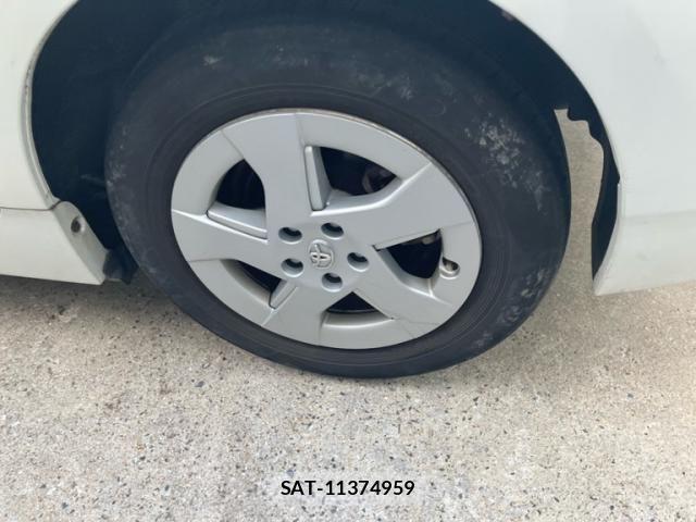 Toyota PRIUS 2010-11 8101325-6
