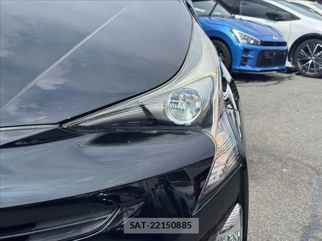 Toyota PRIUS 2016-03 8101297-10