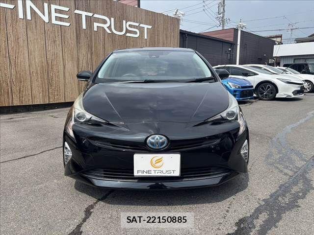 Toyota PRIUS 2016-03 8101297-14