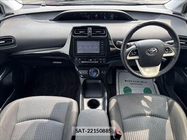 Toyota PRIUS 2016-03 8101297-2