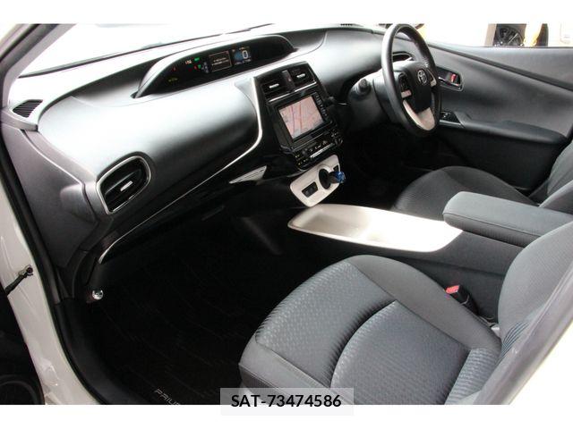 Toyota PRIUS 2017-08 8101274-12
