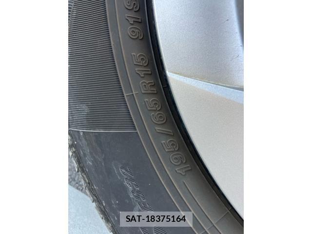 Toyota PRIUS 2014-03 8101311-9