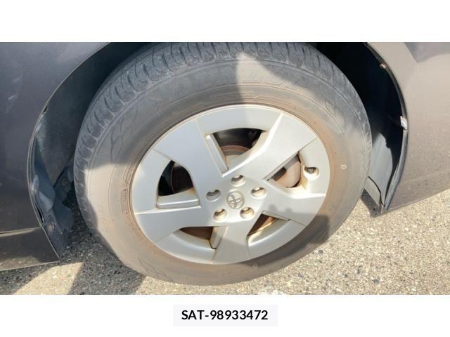 Toyota PRIUS 2011-07 8101324-10