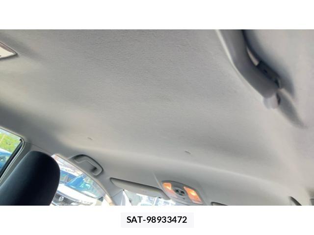 Toyota PRIUS 2011-07 8101324-13