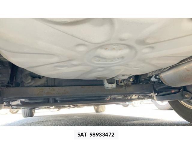 Toyota PRIUS 2011-07 8101324-15