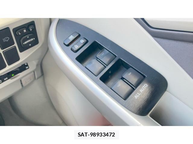 Toyota PRIUS 2011-07 8101324-8