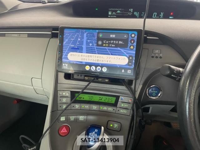 Toyota PRIUS 2013-11 8101322-14