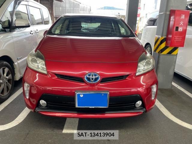 Toyota PRIUS 2013-11 8101322-1