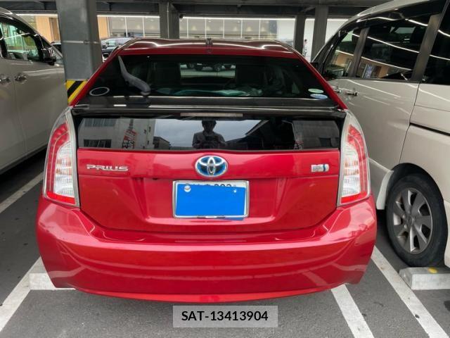 Toyota PRIUS 2013-11 8101322-5