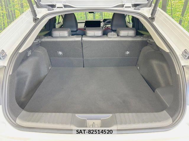 Toyota PRIUS 2025-02 8101236-9
