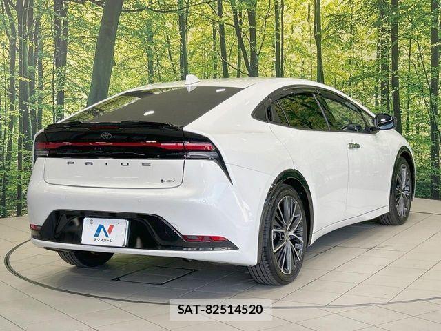 Toyota PRIUS 2025-02 8101236-16