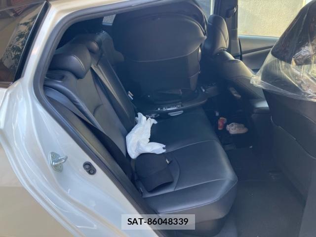 Toyota PRIUS 2019-09 8101286-12
