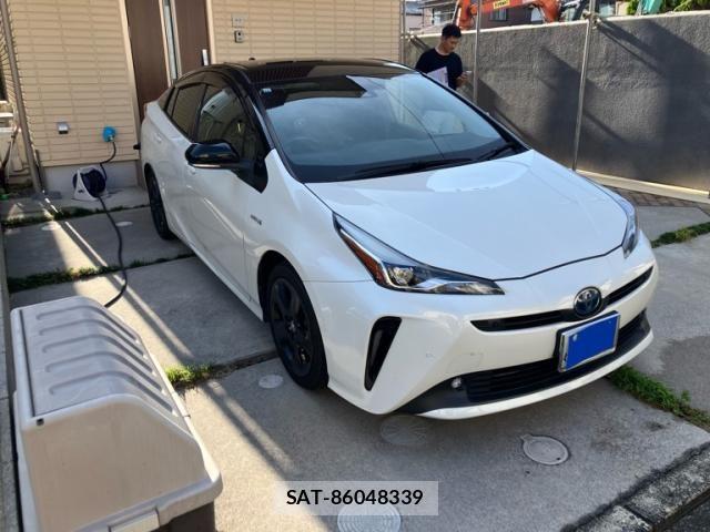 Toyota PRIUS 2019-09 8101286-2